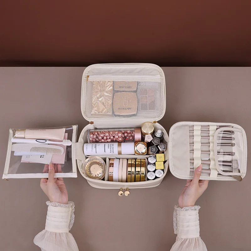 Double-layered Luxury cosmetic – Luxury Skincare Box recenzja i cena